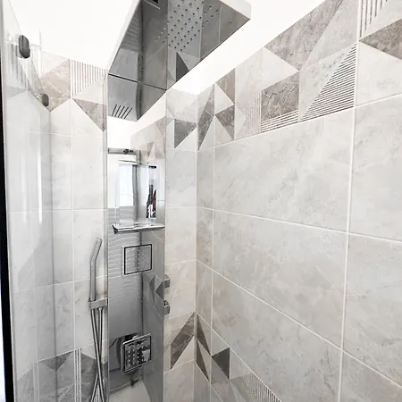 Tolly House-rapallo Centre * Rapallo